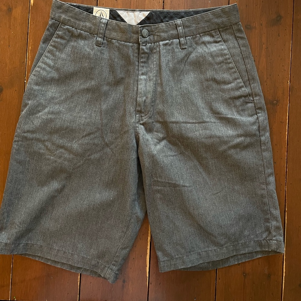 Volcom gray chino shorts